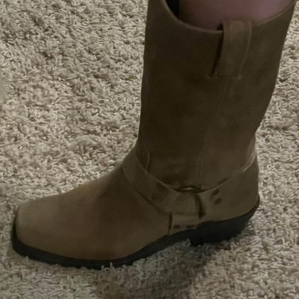 Frye Tall Leather Harness Boots in women’s size 7.5